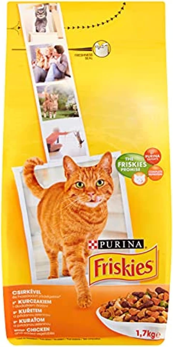Purina Friskies Adult Cat Dry Food - Chicken - 1.7kg